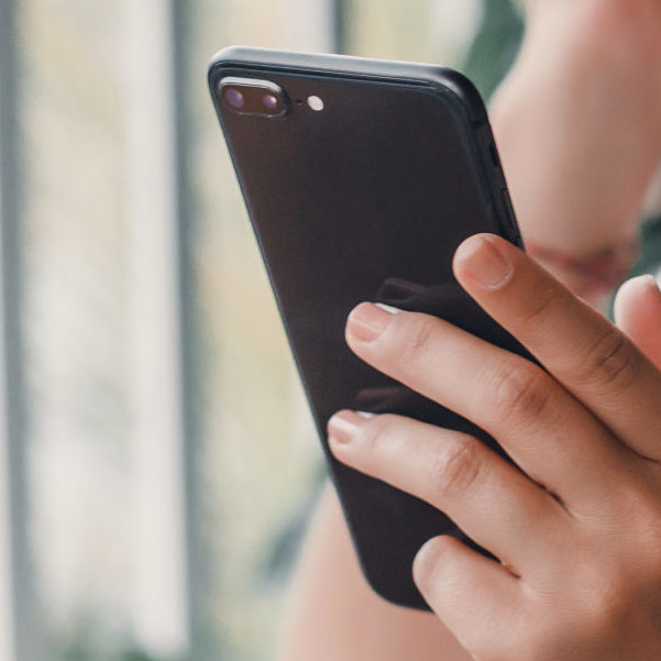 Girl-Apple-Watch-Phone